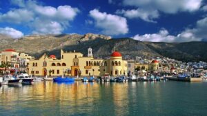 Κάλυμνος: Ιδιώτες αναλαμβάνουν τη φροντίδα των παραλιών