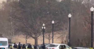 Συναγερμός στην Ουάσιγκτον: Ένοπλος συνελήφθη έξω από το Καπιτώλιο