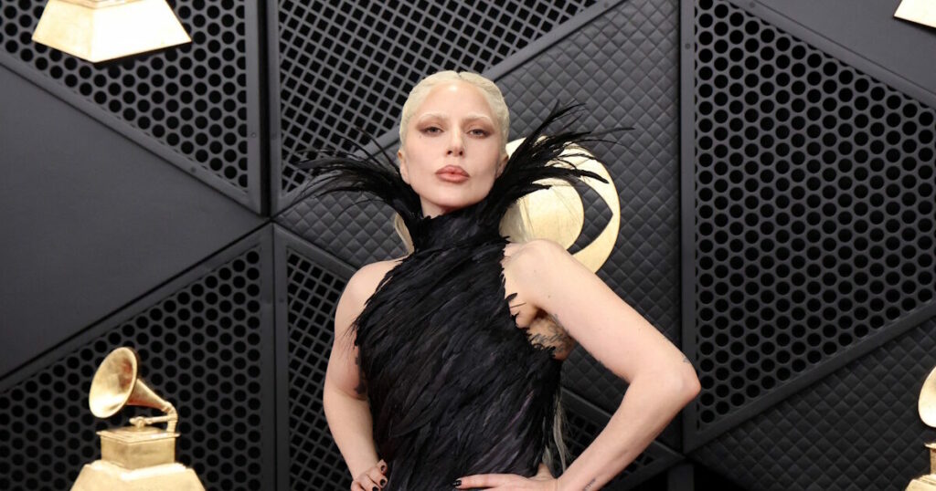 PETA κατά Lady Gaga και Sabrina Carpenter για τις εμφανίσεις τους στα Grammy