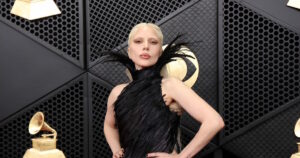 PETA κατά Lady Gaga και Sabrina Carpenter για τις εμφανίσεις τους στα Grammy