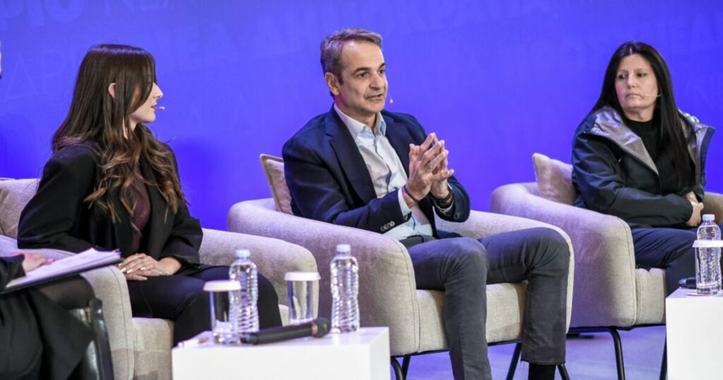 Κυριάκος Μητσοτάκης: Παράθυρο για ένταξη υγειονομικών στα βαρέα και ανθυγιεινά