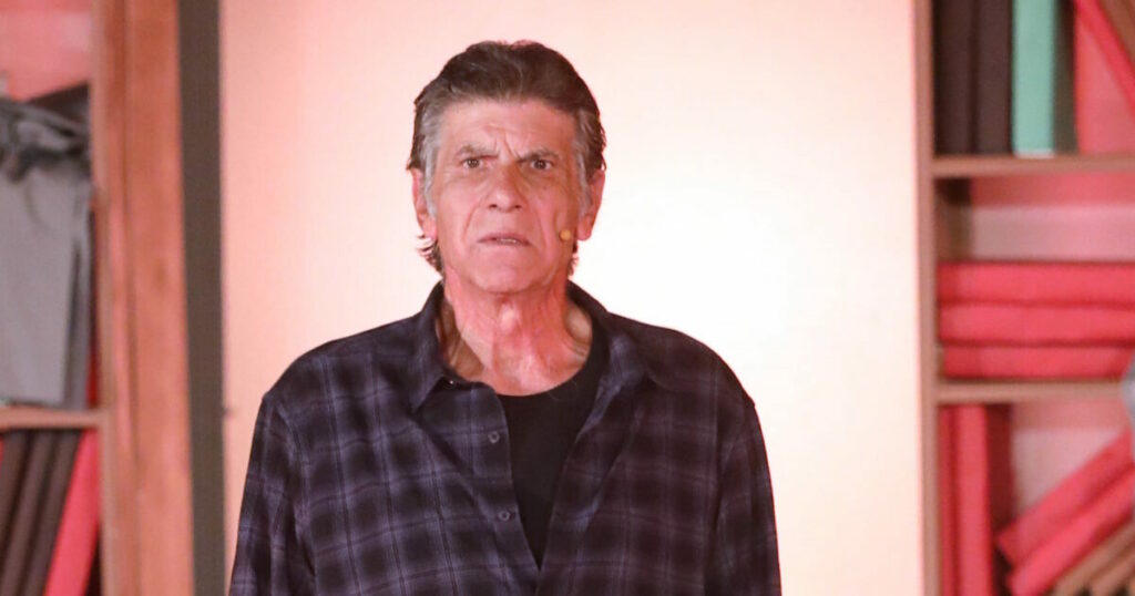 Γιάννης Μπέζος: «Η μπούρδα έχει την ουσία της, αν είναι εξαίρεση»