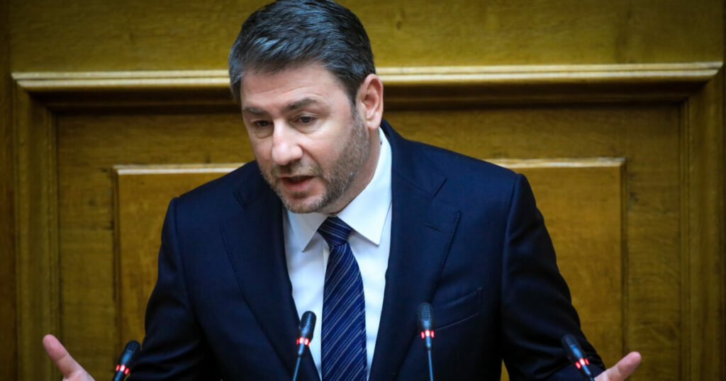 Ανδρουλάκης: «Ποια η ευθύνη Μητσοτάκη όταν υπάρχουν δικογραφίες;»