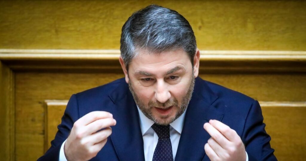 ΠΑΣΟΚ: Μήνυμα ενότητας από τον Νίκο Ανδρουλάκη και αιχμές για εσωκομματική φασαρία