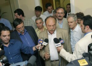 Απεβίωσε ο πρώην δήμαρχος Περάματος Γιάννης Πατσιλινάκος