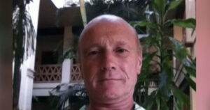 Βρετανία: Υπεύθυνος κατασκήνωσης νάρκωνε τη σύζυγό του για να βιάζει παιδιά