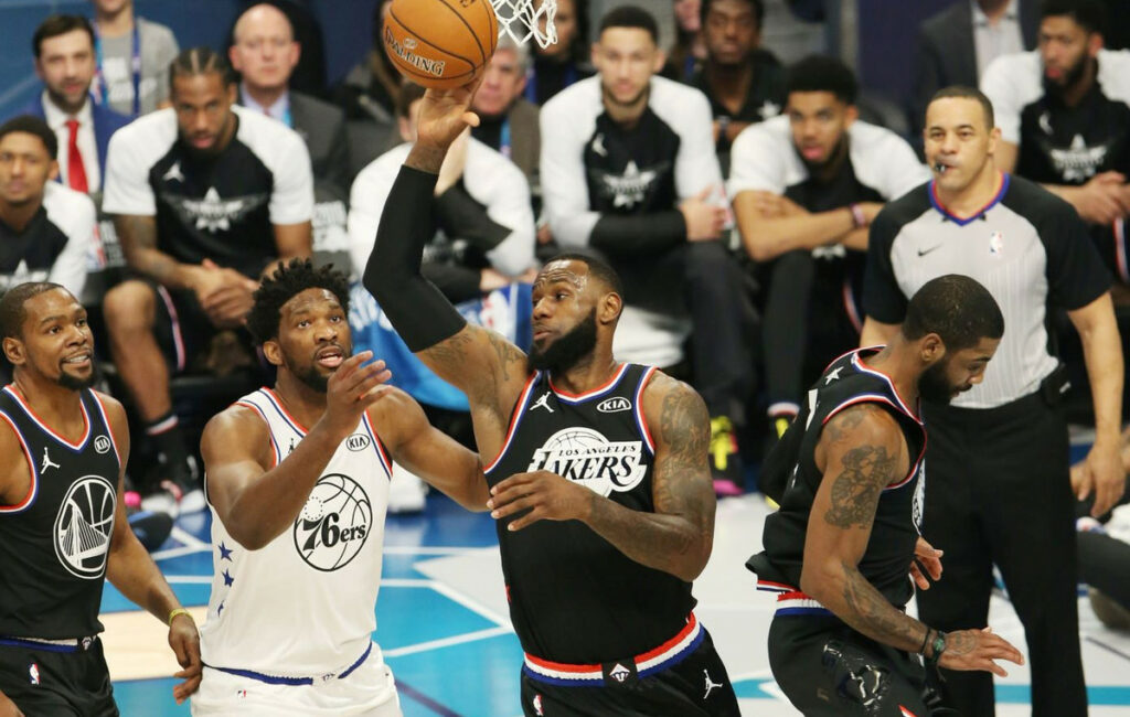 Λεμπρόν Τζέιμς: Πρώτος σε συμμετοχές στην ιστορία του ΝΒΑ