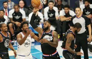 Λεμπρόν Τζέιμς: Πρώτος σε συμμετοχές στην ιστορία του ΝΒΑ