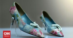 Η ζωή του Γάλλου σχεδιαστή Roger Vivier αποτυπώνεται σε βιβλίο