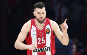 Ολυμπιακός: Ενδιαφέρον της Αρμάνι Μιλάνο για τον Πίτερς