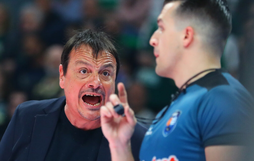 Ντέρμπι «αιωνίων»: Τα γεγονότα που καταγράφηκαν στο φύλλο αγώνα