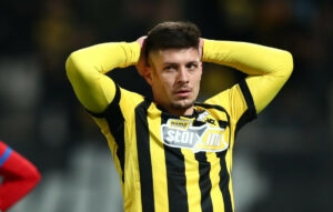 Φωτιά στην κορυφή μετά τη γκέλα της ΑΕΚ: Κόλλησε στο 2-2 με τον Βόλο