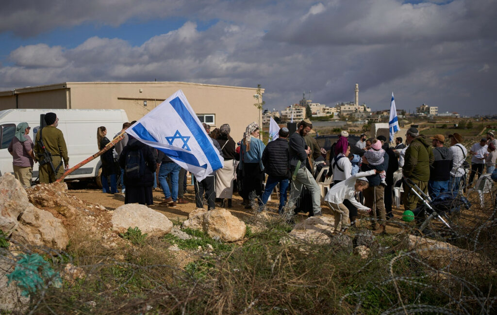 Επιθέσεις Ισραηλινών εποίκων σε παλαιστινιακά χωριά στη Δυτική Όχθη