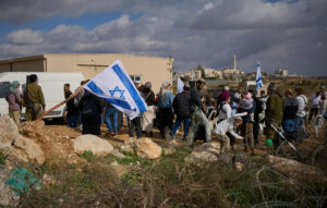 Επιθέσεις Ισραηλινών εποίκων σε παλαιστινιακά χωριά στη Δυτική Όχθη