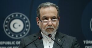 Αραγτσί: Παράνομος ο πόλεμος κατά του Ιράν από ΗΠΑ και Ισραήλ