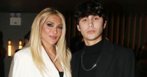 Μπάμπης Λαζαρίδης: Σοκαρίστηκα από την εξομολόγηση της μητέρας μου