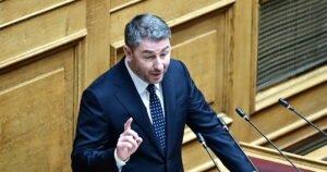 ΠΑΣΟΚ: Πρόταση για 35ωρο χωρίς μείωση μισθών και φρένο στην 13ωρη εργασία