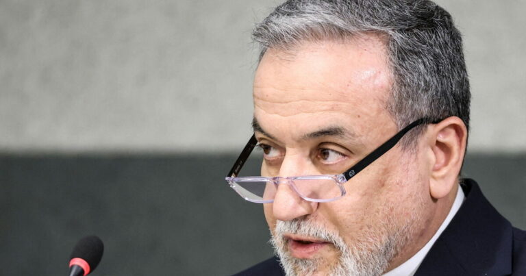 Αραγτσί: Το Ιράν δεν έχει κανένα λόγο να διαπραγματευτεί με τις ΗΠΑ