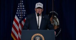 Financial Times: Ο Τραμπ δεν αποδεσμεύει στρατηγικά αποθέματα πετρελαίου