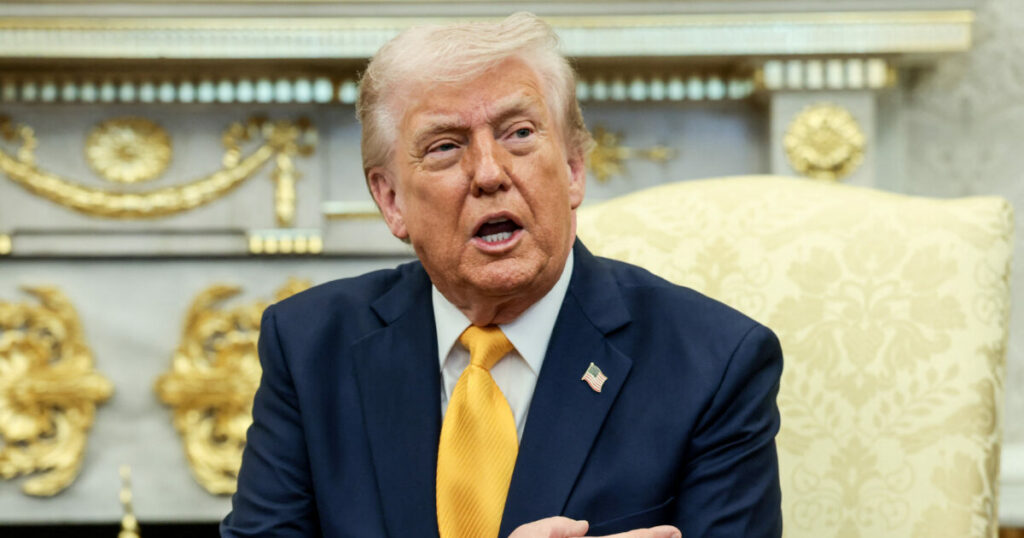 Ντόναλντ Τραμπ: Η βίαιη ρητορική του και η νέα του εμμονή με τη λέξη «nuclear»