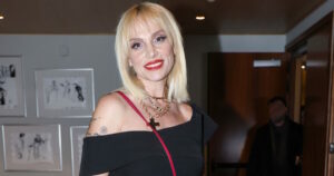 Ελεωνόρα Ζουγανέλη: «Αγαπώ το Παρίσι παράφορα»