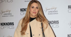 Φωτεινή Πετρογιάννη: Η προσευχή στην Τήνο και η εγκυμοσύνη της