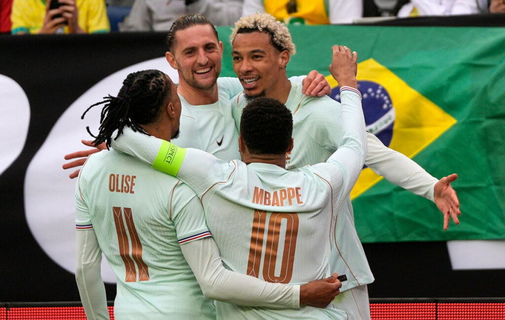 Επιβλητική η Γαλλία απέναντι στη Βραζιλία δείχνοντας έτοιμη για το Μουντιάλ 2026