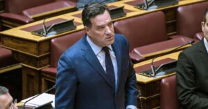 Δουδωνής κατά Γεωργιάδη: Αδιανόητο να μιλούν με ποδοσφαιρικούς όρους για τη Μέση Ανατολή