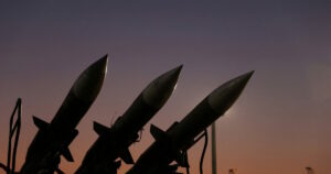 Ιράν: Απειλές κατά ισραηλινών πρεσβειών και επιθέσεις σε Κούρδους