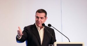 Αλέξης Τσίπρας: Χρειάζεται νέα εθνική πυξίδα για τη χώρα