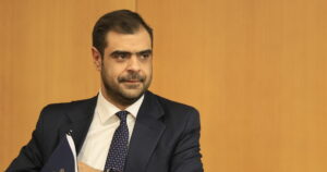 Παύλος Μαρινάκης: Σαφείς βολές κατά του ΠΑΣΟΚ στην ενημέρωση