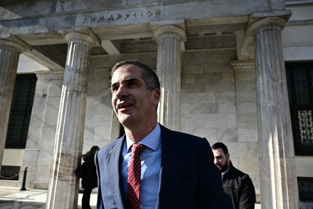 Μπακογιάννης: Επιστρέφω για δήμαρχος Αθηναίων