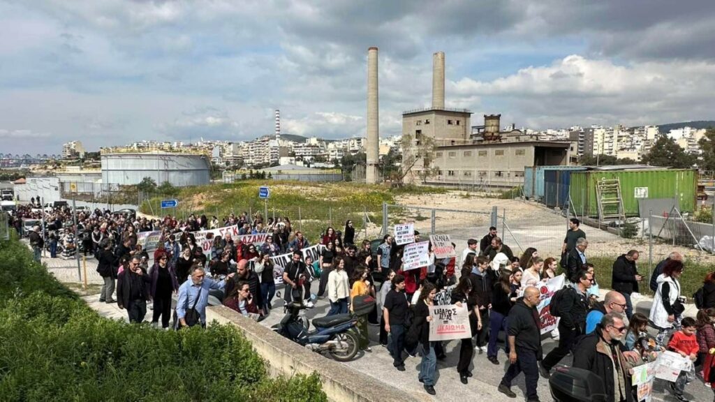 Δήμος Κερατσινίου - Δραπετσώνας: Δυναμική κινητοποίηση για απομάκρυνση της Oil-one