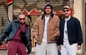 Οι Γάλλοι της Παρί προκαλούν γέλιο με χιούμορ στην Αθήνα