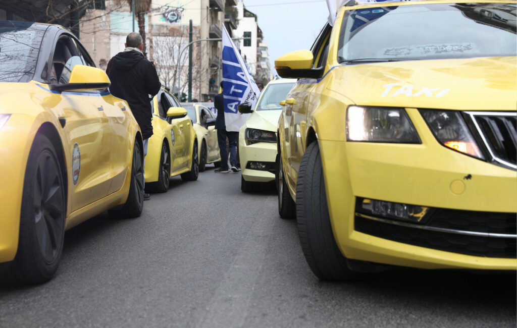 24ωρη απεργία και πορεία διαμαρτυρίας από τους ταξιτζήδες τη Δευτέρα