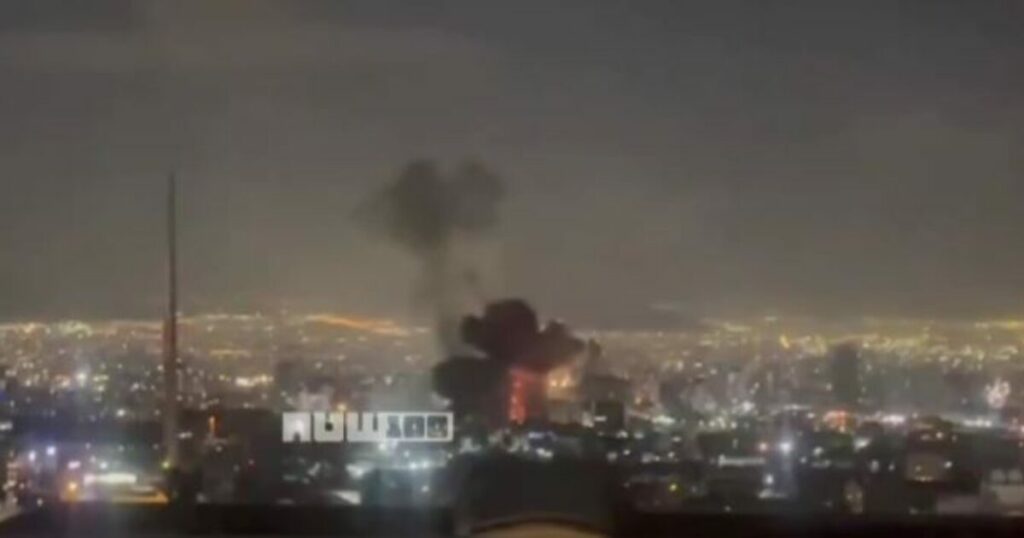 Ισραήλ: Βομβαρδισμός της ιρανικής Κρατικής Τηλεόρασης στην Τεχεράνη