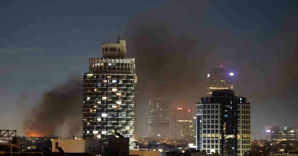 Νεκρή και 20 τραυματίες από ιρανικούς πυραύλους στο Τελ Αβίβ