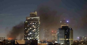 Νεκρή και 20 τραυματίες από ιρανικούς πυραύλους στο Τελ Αβίβ