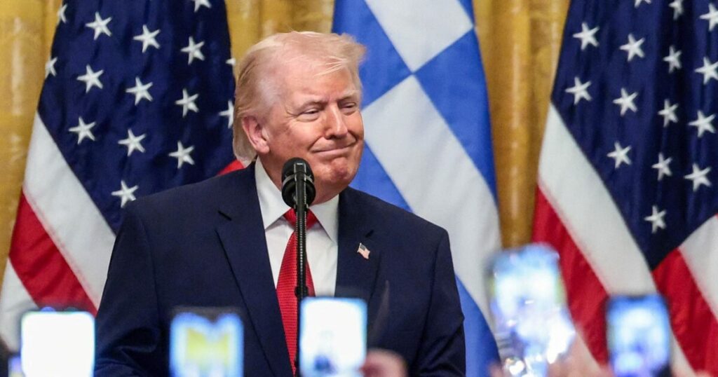 Ο Τραμπ παρατείνει την προθεσμία για το Ιράν: «Ιστορική κόλαση» προειδοποιεί η Τεχεράνη