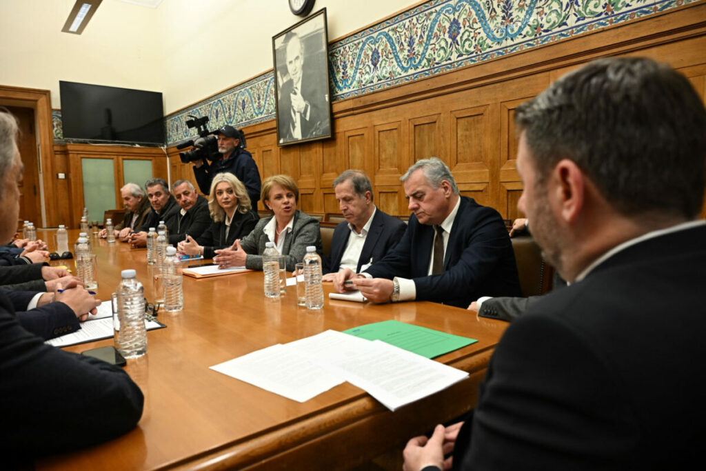 Ανδρουλάκης: Ξεχωριστή κάλπη για Προέδρους και Συμβούλιο Κοινότητας