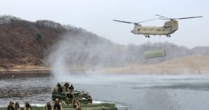 Ο στρατός των ΗΠΑ δεν σχεδιάζει εισβολή στην Κούβα, δηλώνει ο στρατηγός Ντόνοβαν