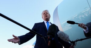 Ο Τραμπ εξετάζει χερσαία εισβολή στο Ιράν - Η Τεχεράνη υπό πίεση