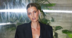 Μαίρη Βυτινάρος: Άντρες κομπλάρουν δίπλα μου, μου ζήτησαν να μην φοράω τακούνια