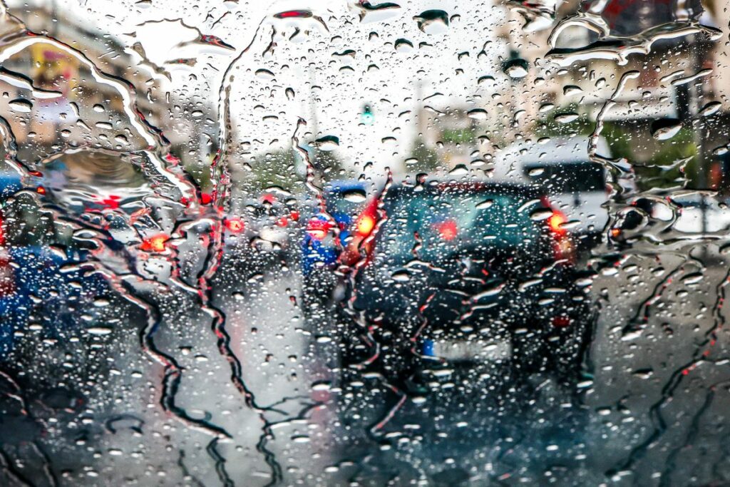 Φεβρουάριος: Θερμές θερμοκρασίες και ακραίες βροχοπτώσεις στην Ευρώπη