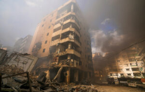 Δέκα νεκροί από τους βομβαρδισμούς του Ισραήλ στη Βηρυτό