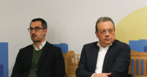 Φάμελλος και Χαρίτσης ζητούν άμεση σύγκληση του Συμβουλίου Πολιτικών Αρχηγών