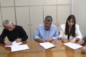 Υπογραφή νέας Συλλογικής Σύμβασης Εργασίας στους δήμους