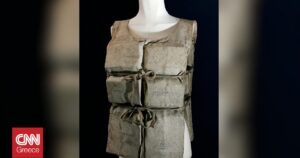 Σωσίβιο του Τιτανικού πωλήθηκε για 906.000 δολάρια