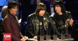 Ramones: Το άλμπουμ που άλλαξε τη μουσική παρά την αρχική του αποτυχία