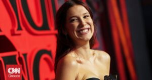 Μίλι Μπόμπι Μπράουν: Διακόπτεται η ταινία για την Κέρι Στρουγκ